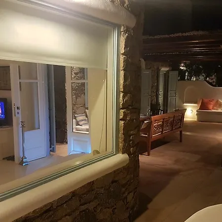 Aloe Mykonos * Agios Ioannis Diakoftis
